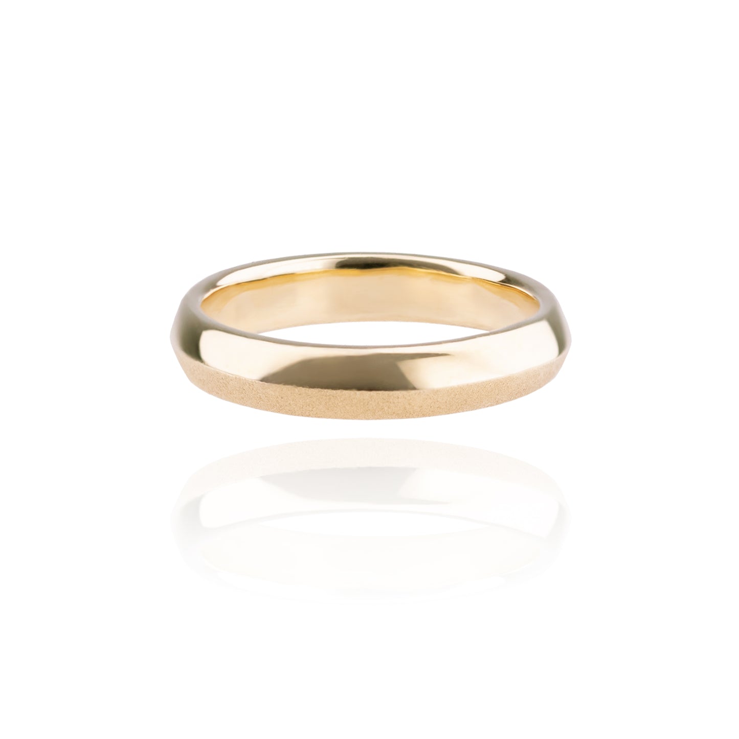 Orme-Brown Contemporary Jewellery Knife edge 4mm Dune Band Wedding Ring 18ct Yellow Gold Recycled Fairmined Eco Sustainable Ethical